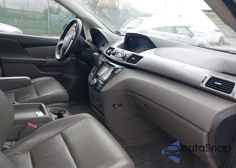 2015 Honda Odyssey Touring/Touring Elite z USA, uszkodzony, nr VIN 5FNRL5H93FB115023